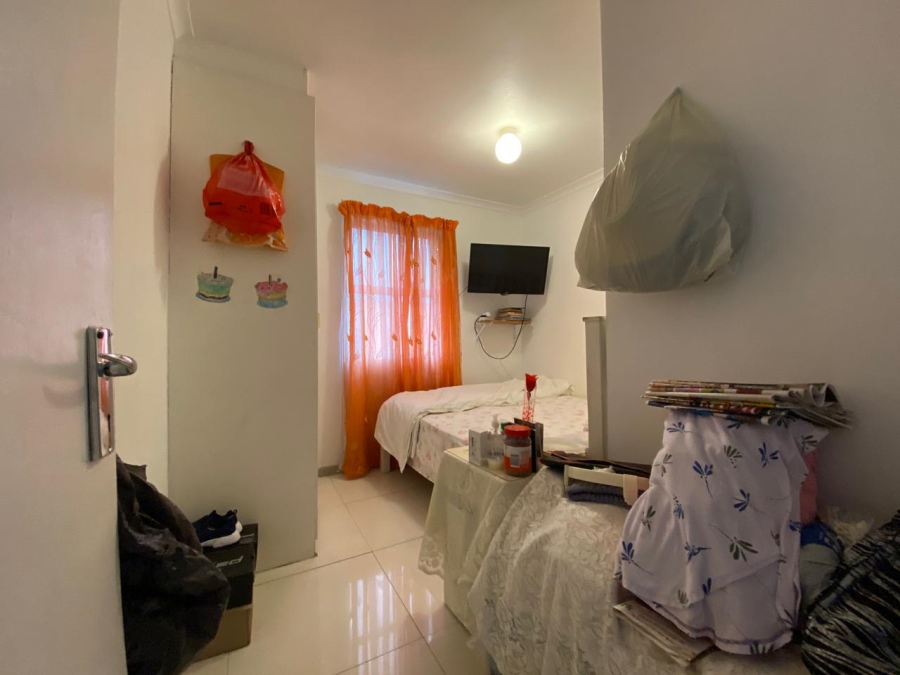 2 Bedroom Property for Sale in Fairfield Estate Western Cape